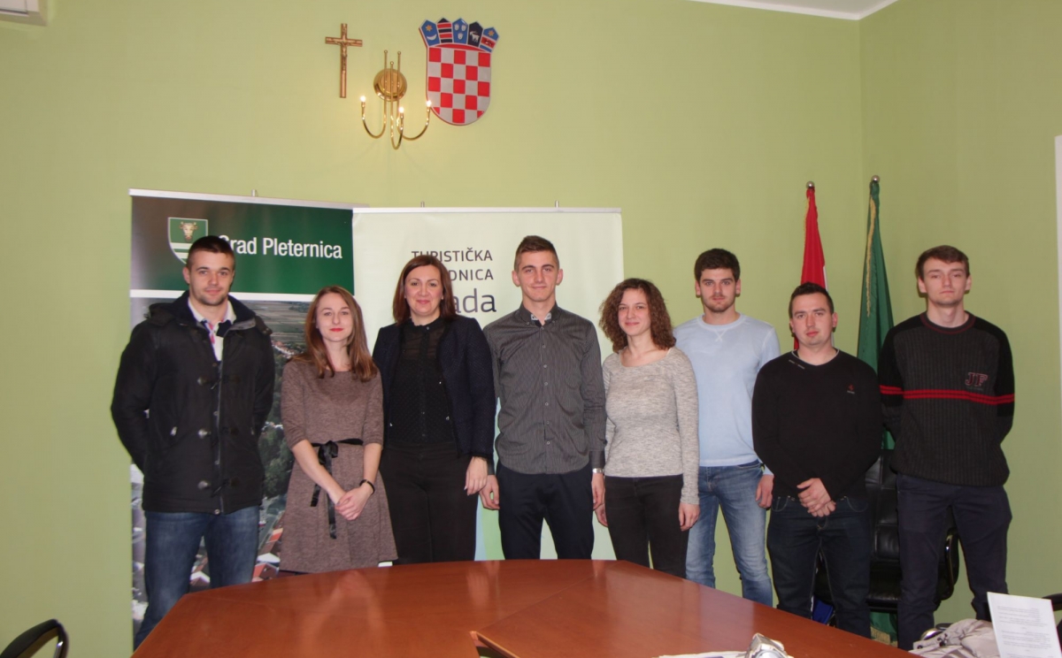 Gradonačelnica potpisala ugovor sa stipendistima Grada Pleternice