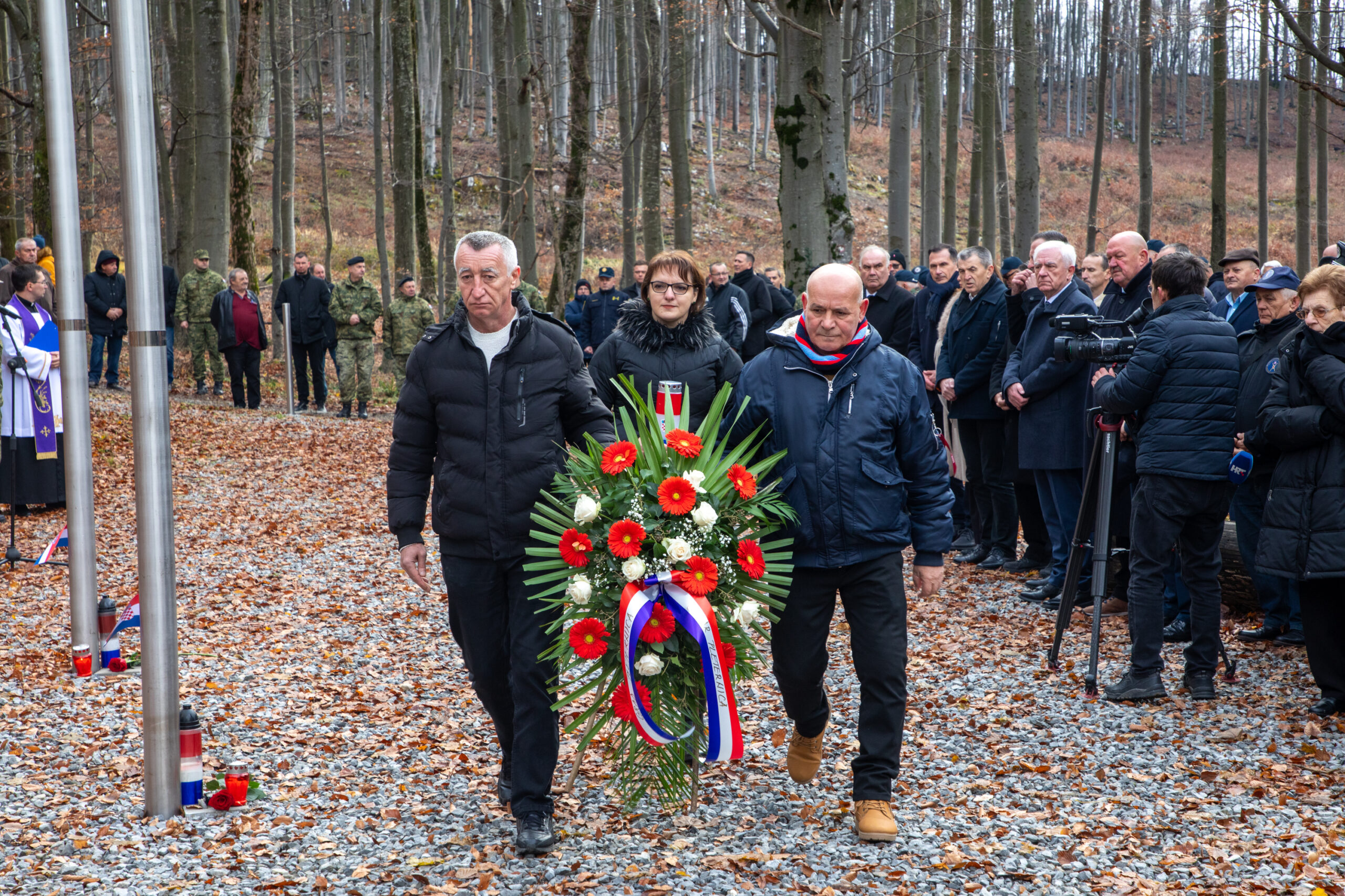 Obilježena 33. obljetnica pogibije jedanaestorice hrvatskih vitezova na Papuku