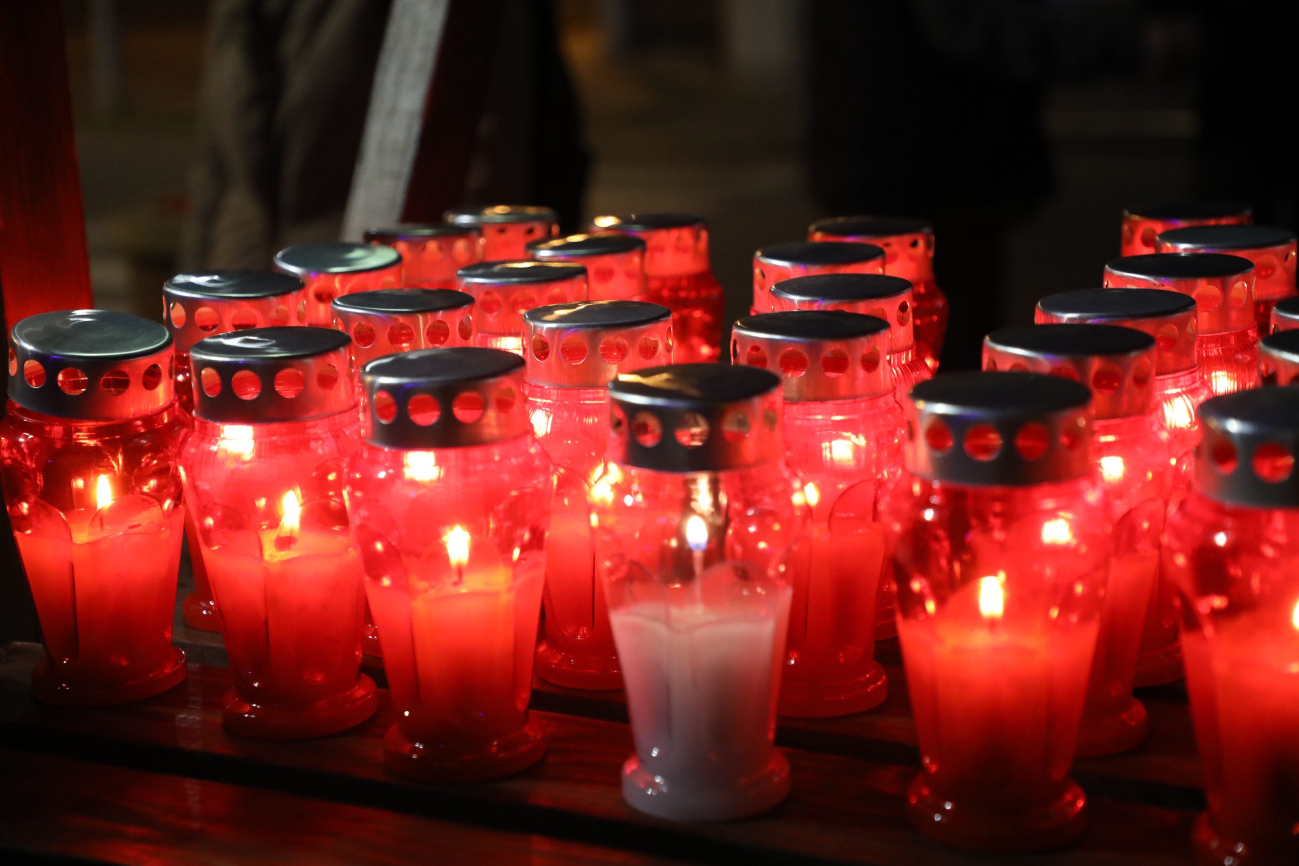 Tradicionalno obilježavanje Dana sjećanja uz paljenje lampiona u Pleternici