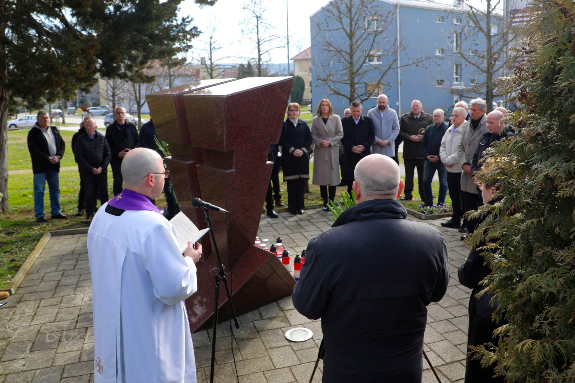 Obilježen spomen poginulih hrvatskih branitelja iz pleterničkog kraja uz 1. hodočašće hrvatskih branitelja u Svetište Gospe od Suza