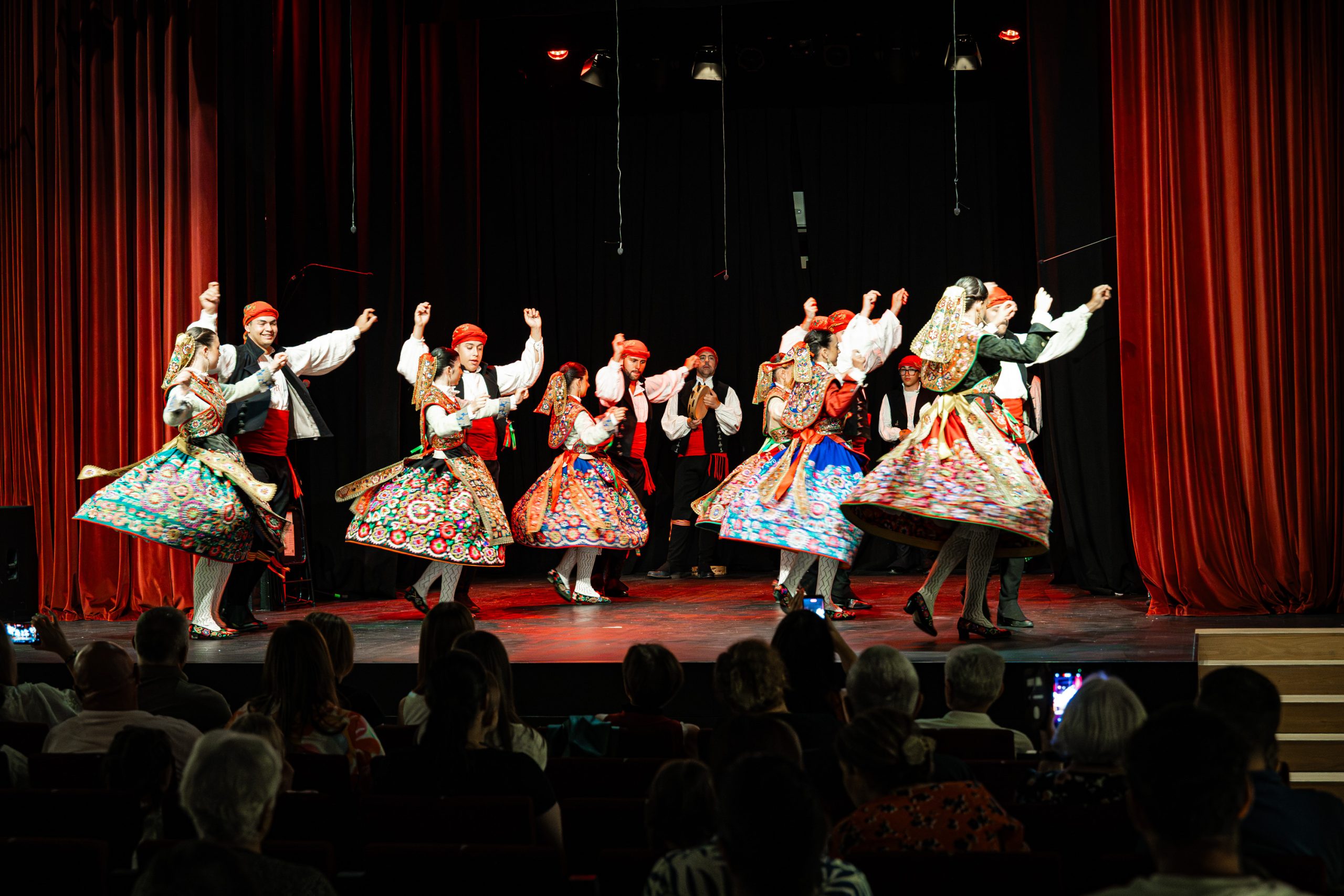 Međunarodna smotra folklora ponovno spojila Zagreb i Pleternicu: Terra Panonica ugostila folkloraše iz Slovačke i Španjolske